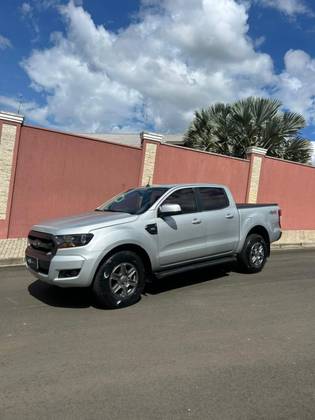 FORD RANGER 2.2 XLS 4X4 CD 16V DIESEL 4P AUTOMÁTICO